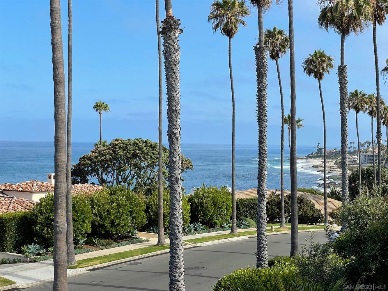 6331 Camino De La Costa
