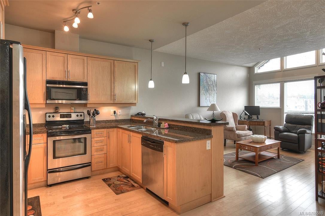 415-2710 Jacklin Rd, Langford