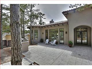 4073 Los Altos Dr