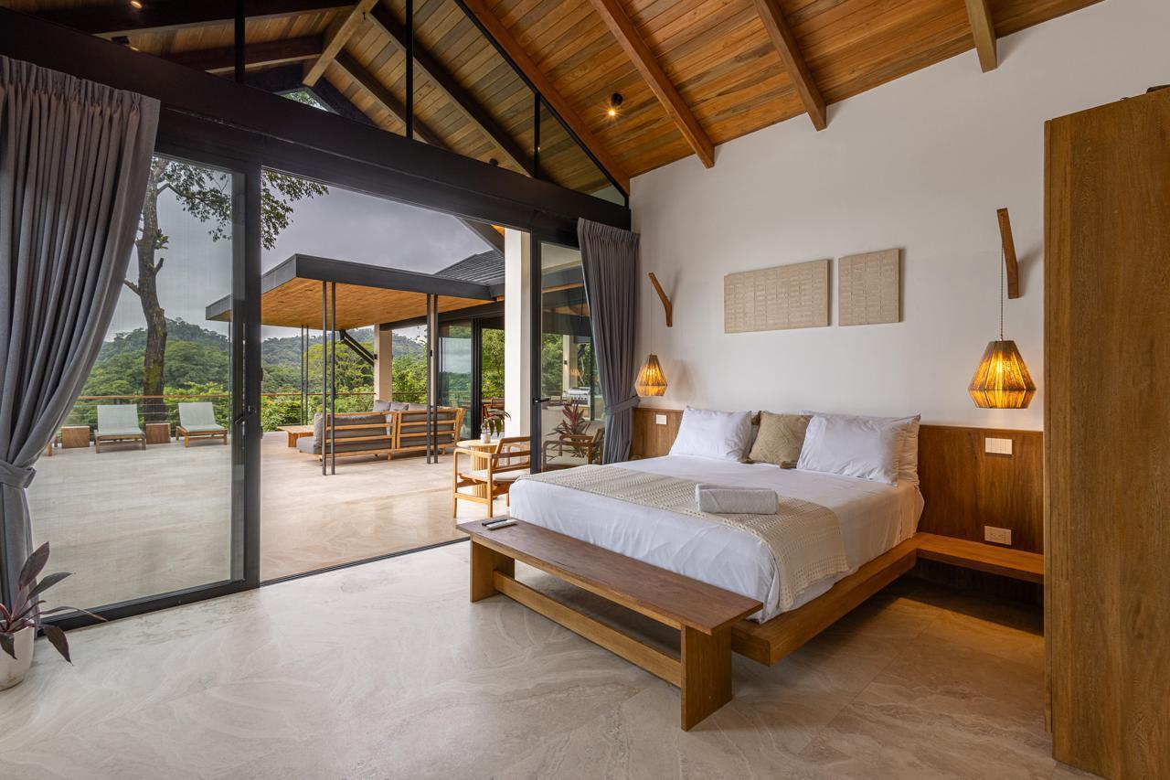 Sunset Oceanview Hillside Villa, Santa Teresa, Puntarenas