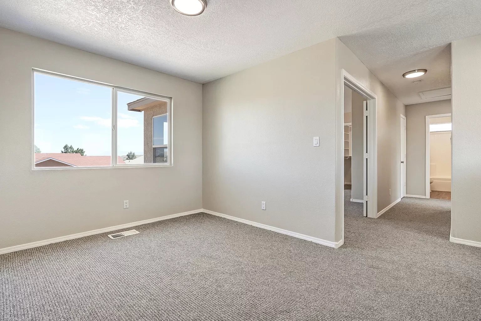 33 Violeta Place Los Lunas