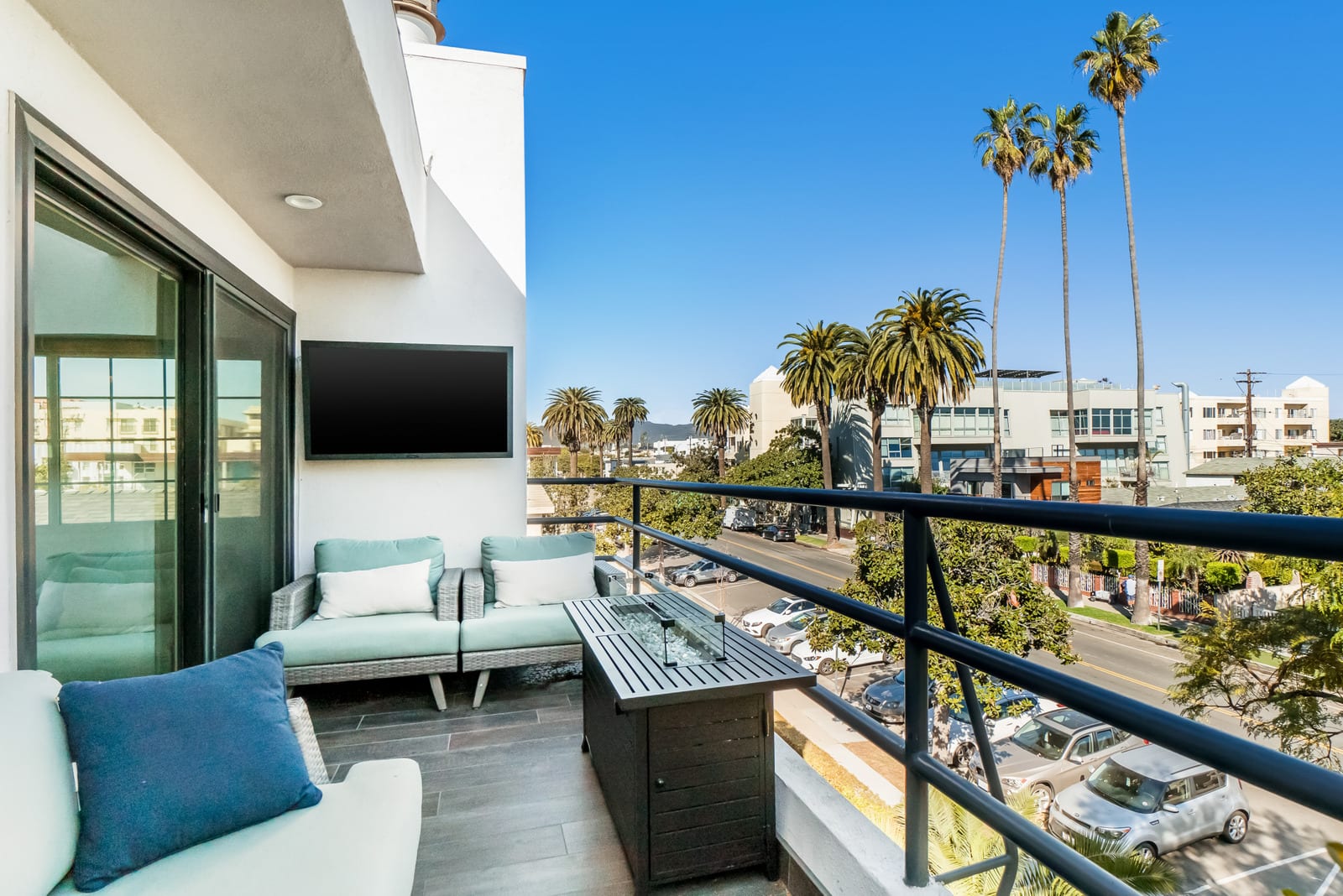 1532 9th Street Unit: 7