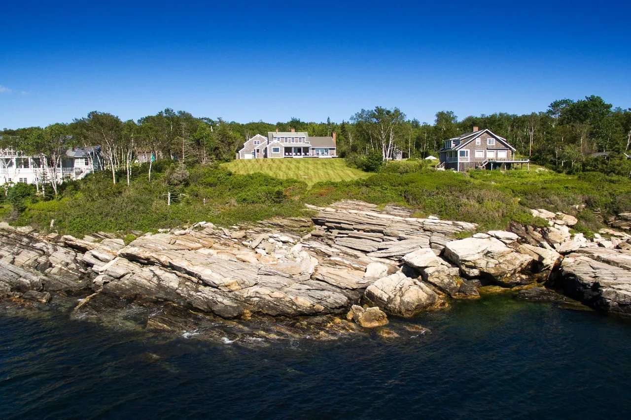 New Waterfront Listing! 42 Curtis Road, Bristol, Maine – $2,000,000