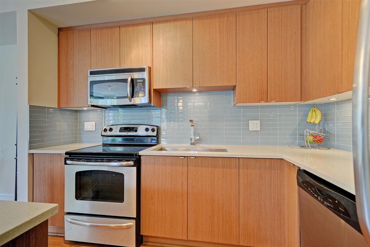 124-735 W 15th St