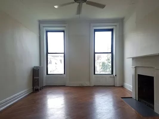 140 Berkeley Place Unit: 3