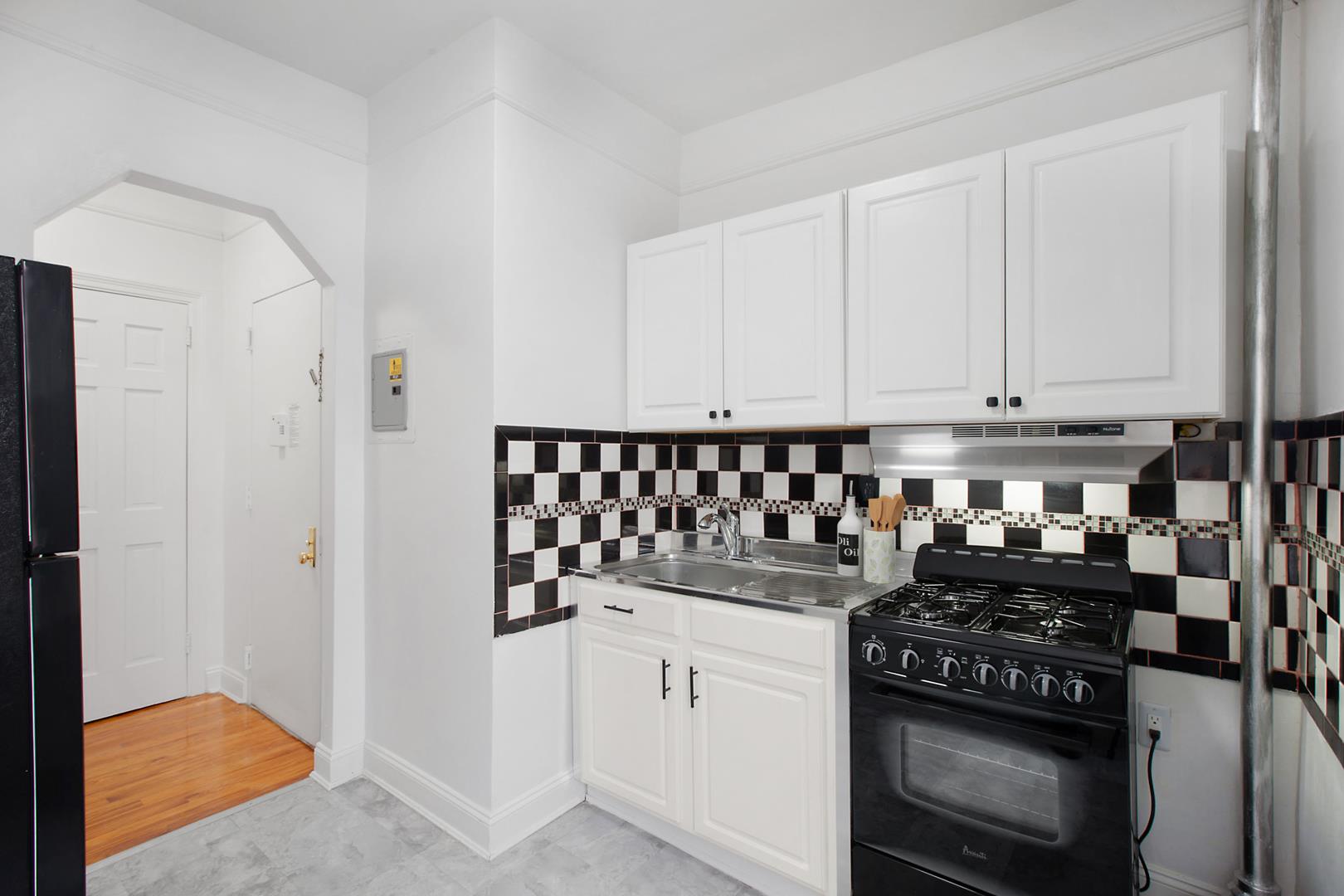 246 East 4th Street, Apt 3-A