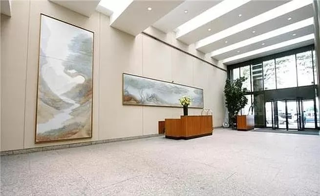 347 West 57th Street Unit: 28C