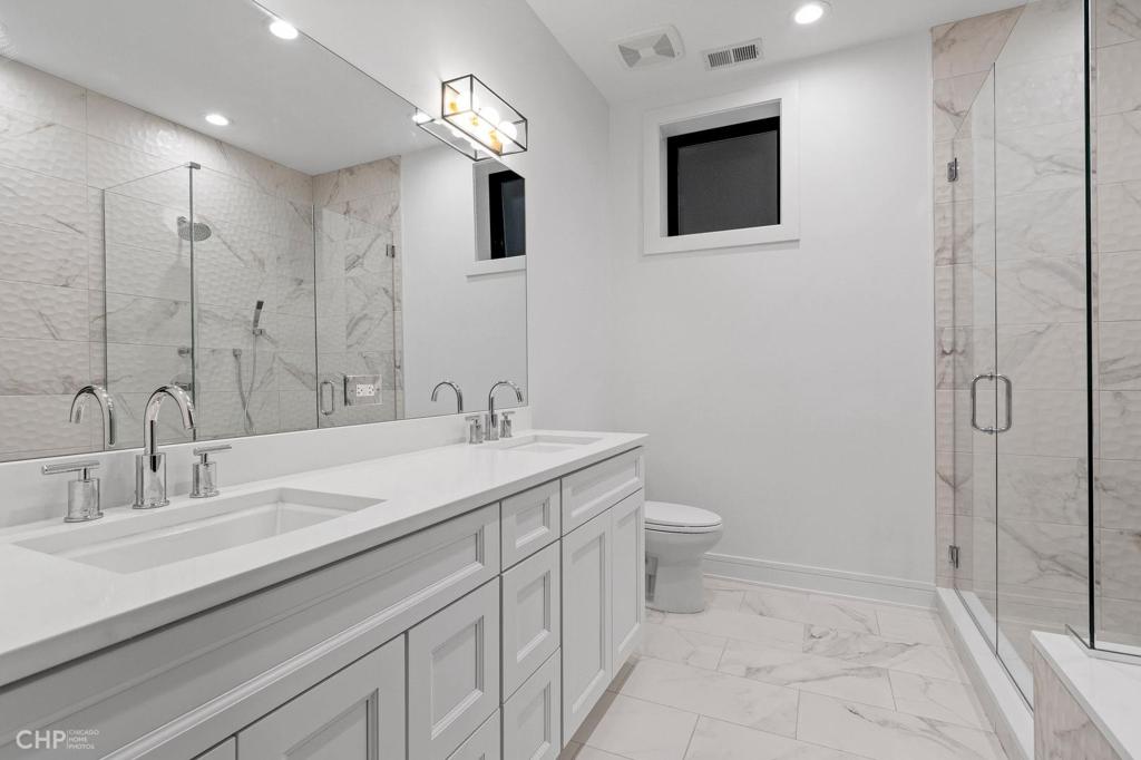 Spacious New Construction Duplex Down: 1717 N Humboldt, #1N 