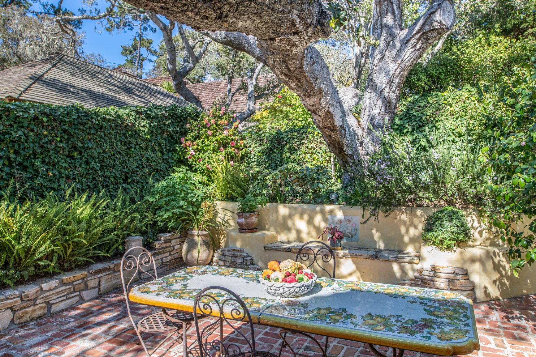 Comstock Cottage