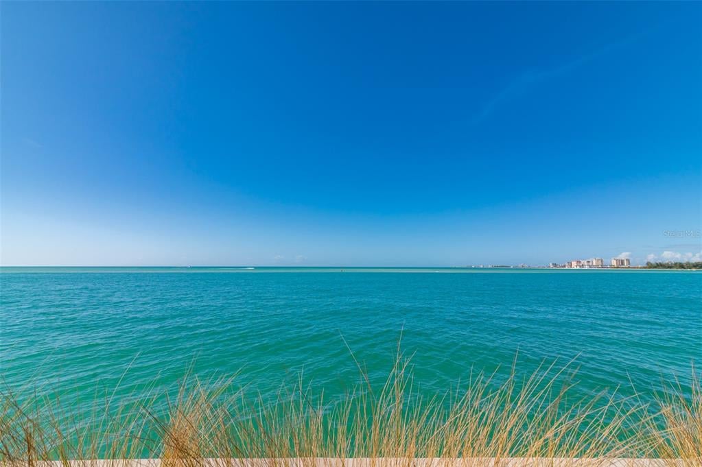 4750 Ocean Blvd, #202