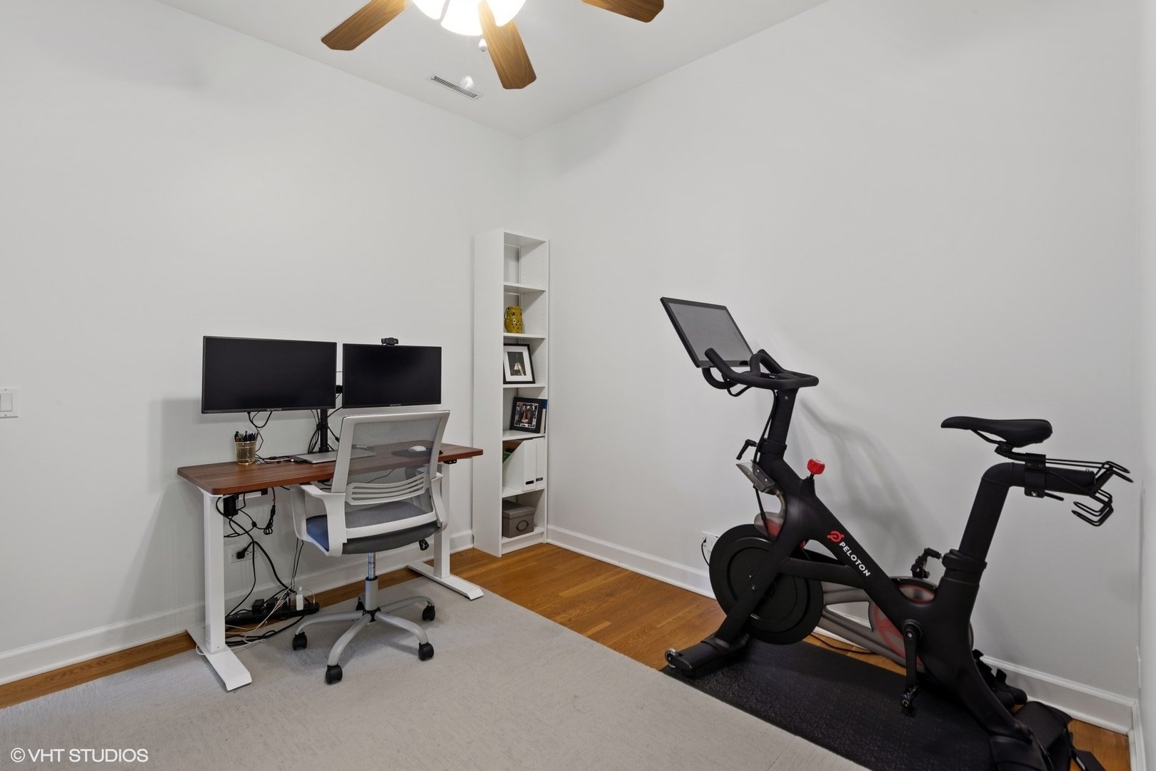 2107 W Belmont 2B