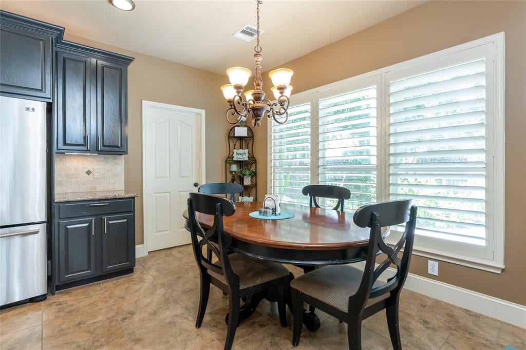 3411 Edmonson Court 
