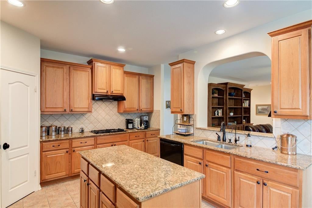 11513 Georgian Oaks Drive