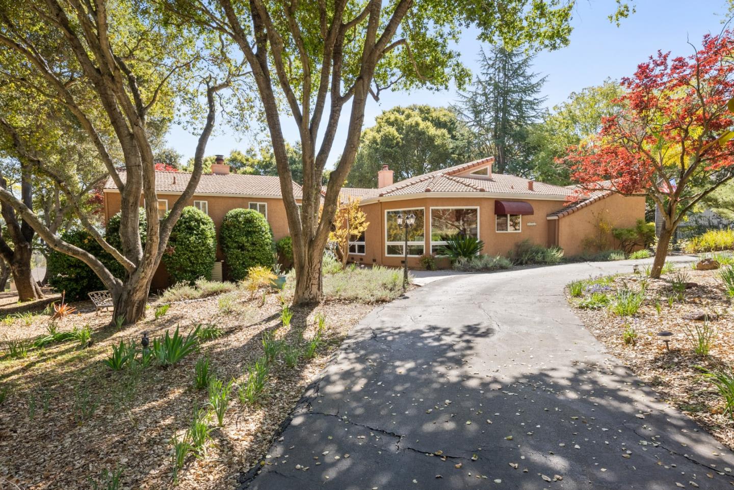 18260 Lakeview Ct Los Gatos, CA 95033