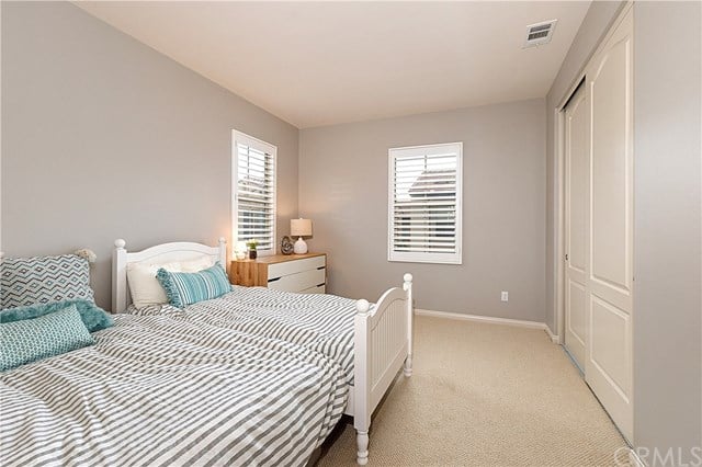 131 Bright Poppy, Irvine 