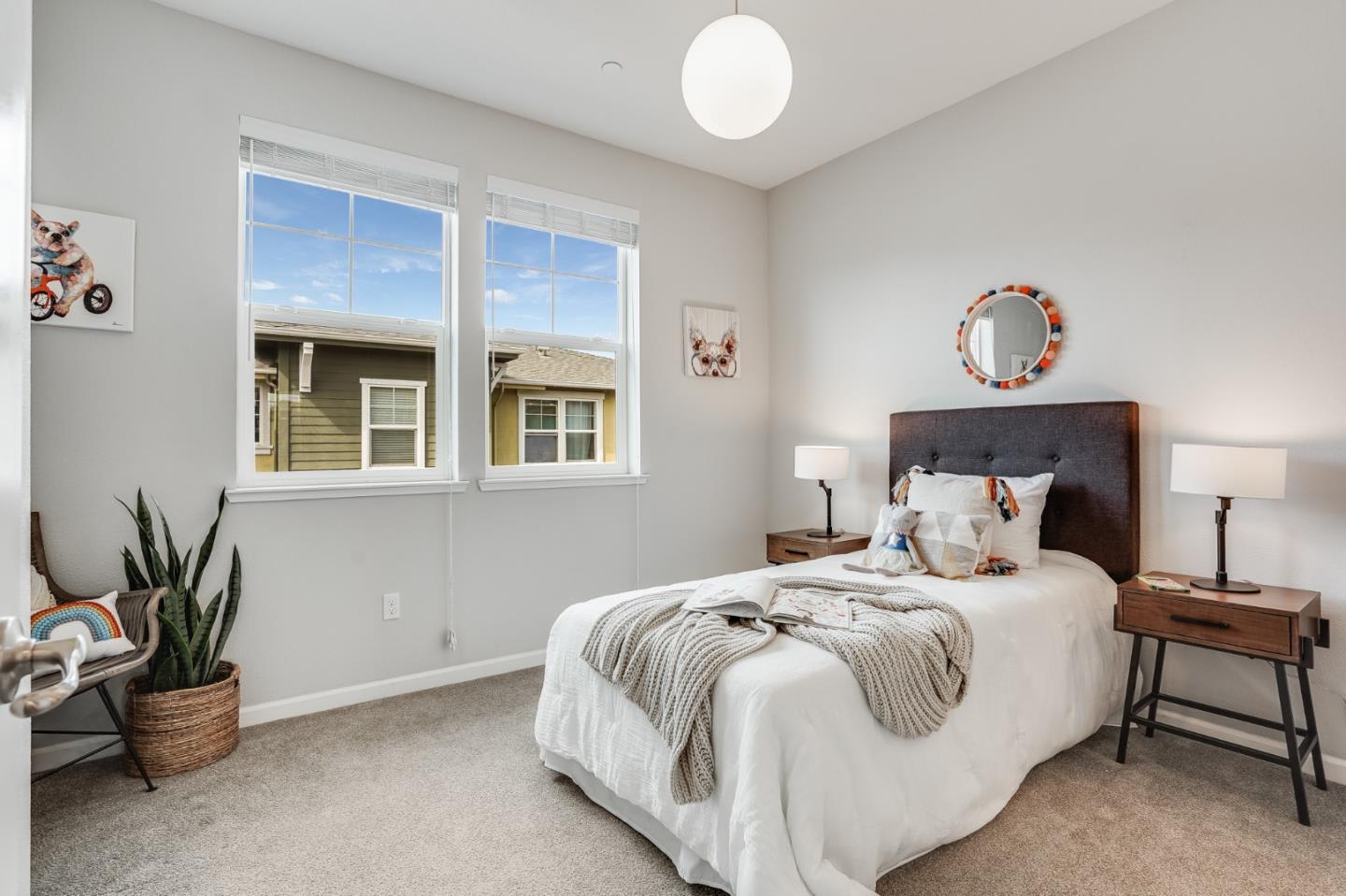 1655 Latitude Dr, #3
