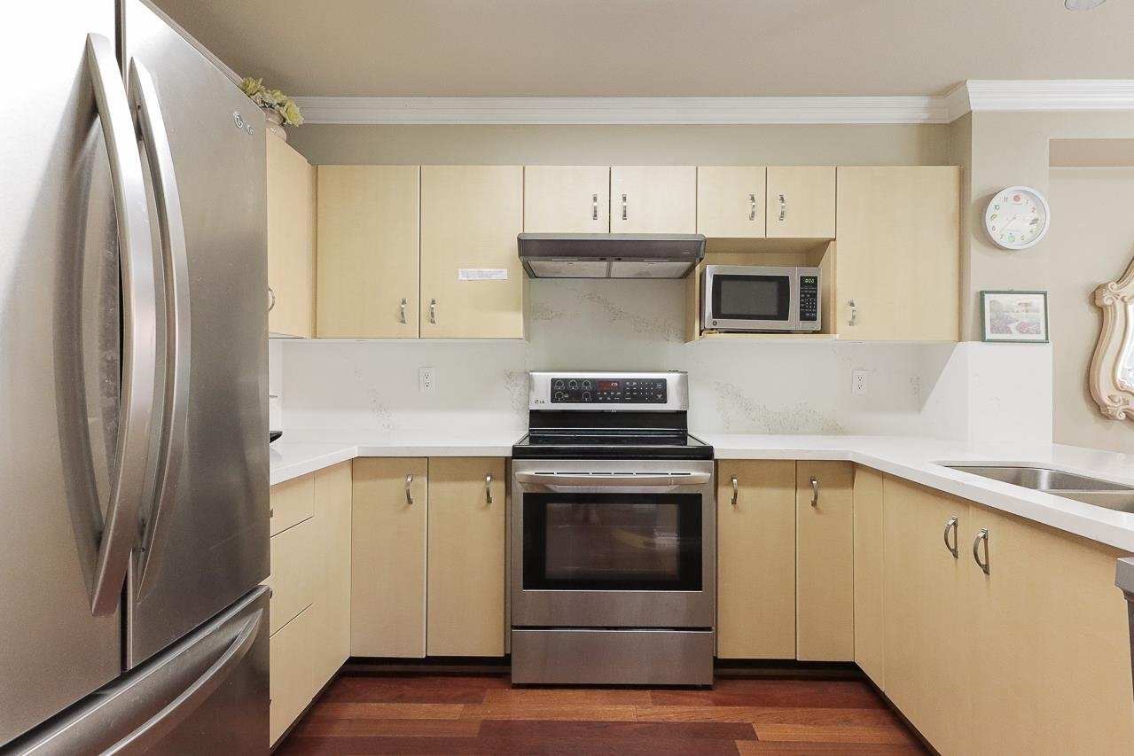 21-8701 16th Avenue, Burnaby