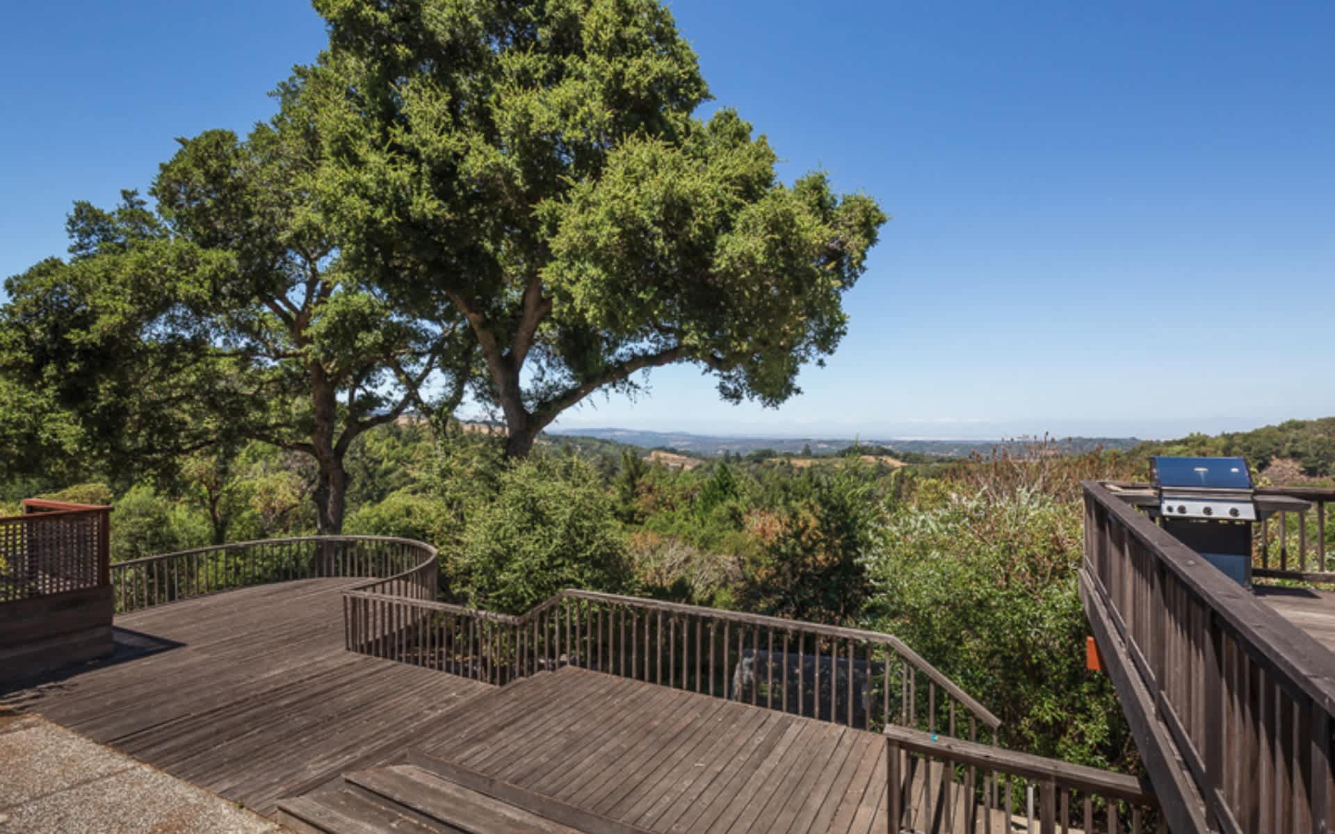 5000 Alpine Road / 5000AlpineRoad.com