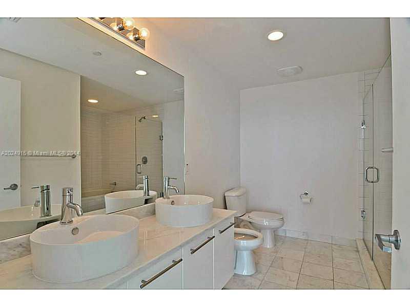 888 BISCAYNE BL Unit: 2905