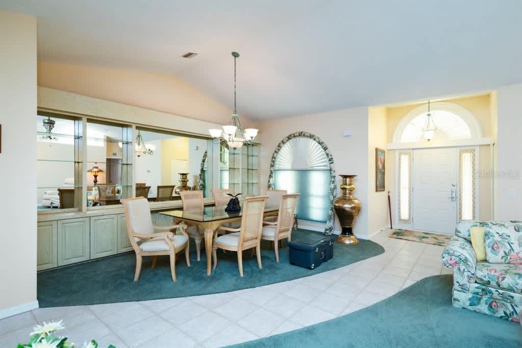 2287 Bayshore Rd