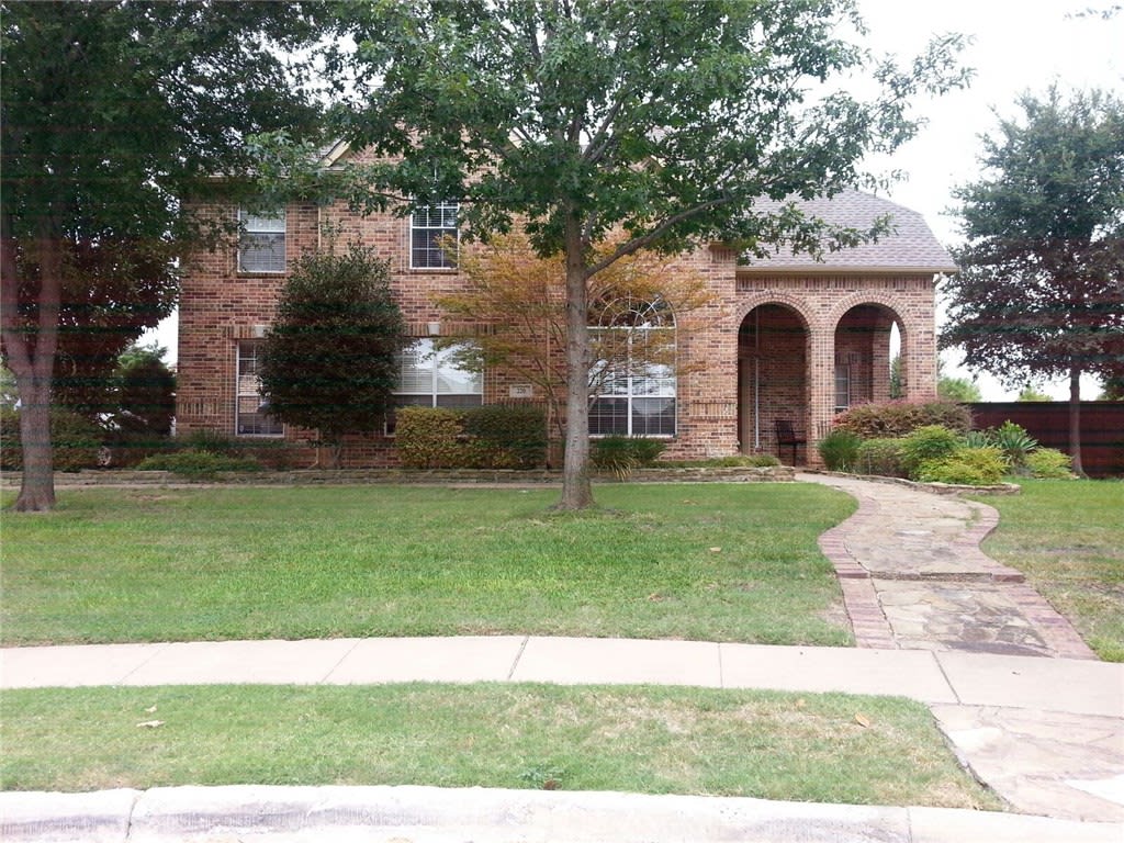 220 Misty Glen Ln