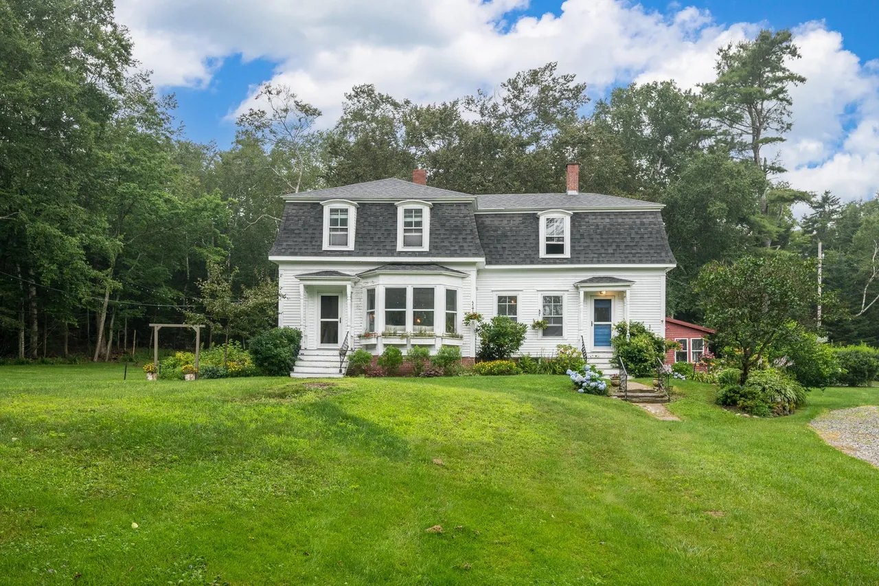 New Listing! 18 Back Shore Road, Chebeague Island, Maine – $825,000