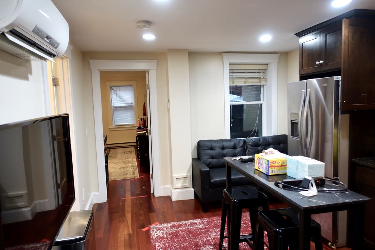 South End/Back Bay Line - Renovated 1 bedroom with private patio and common laundry! Available MAY!