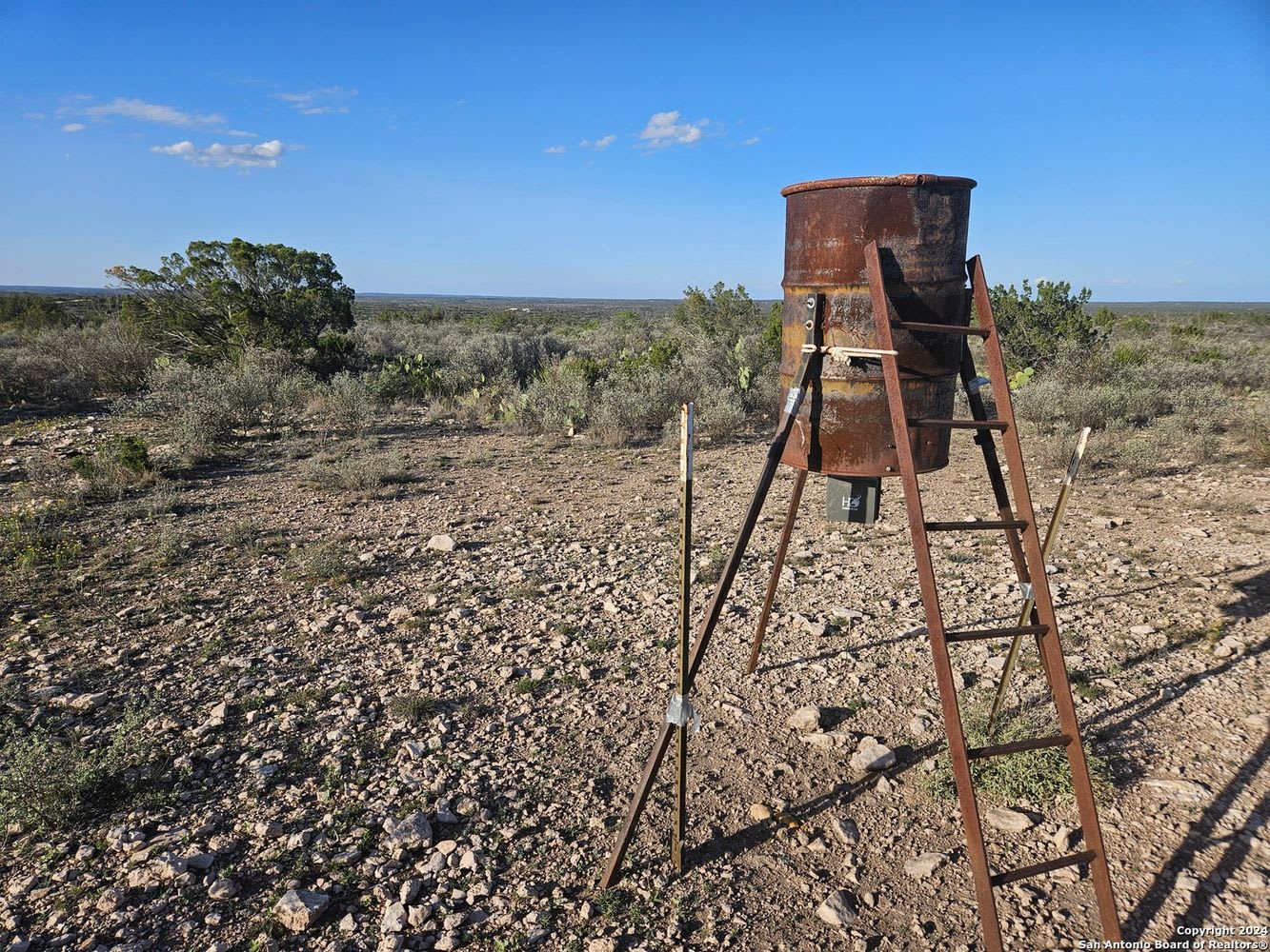 000 Ward Ranch Rd