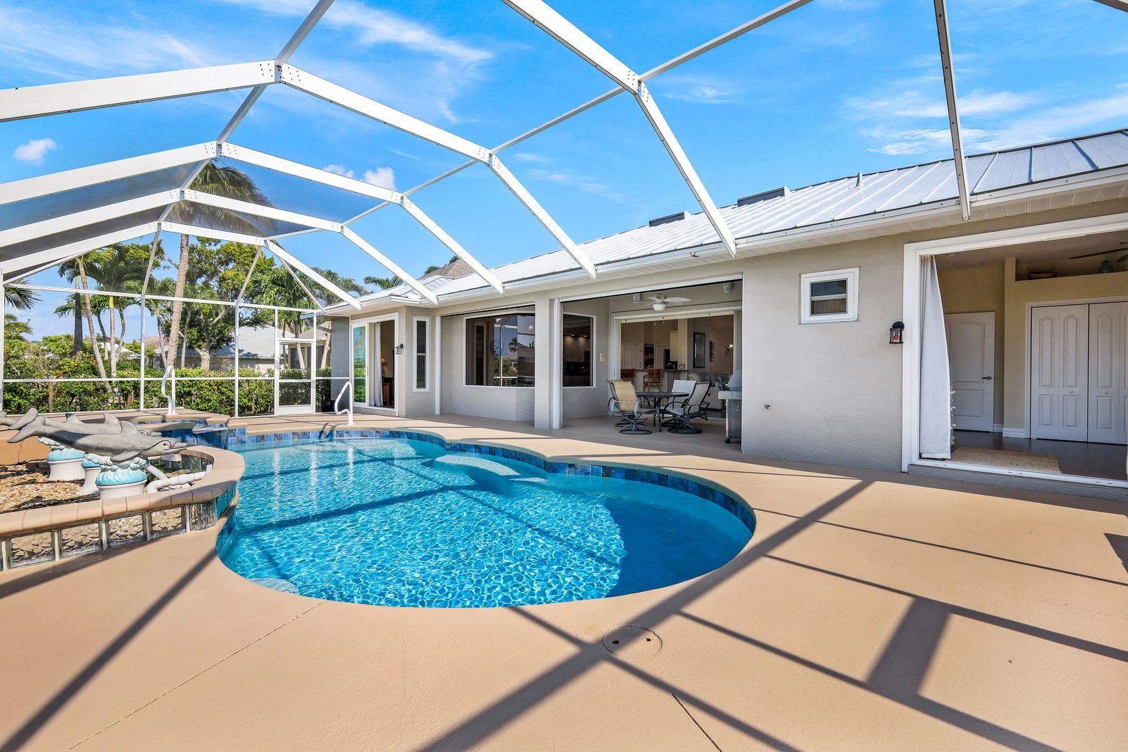 1908 SW 53rd Lane