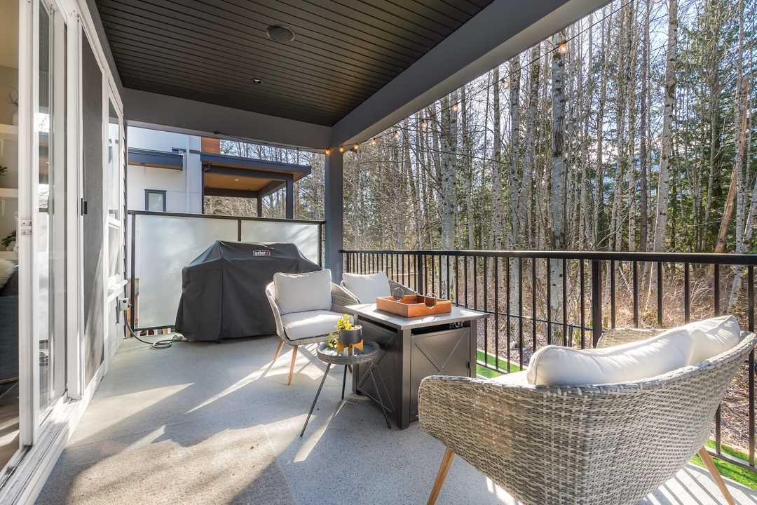 39217 Falcon Cres