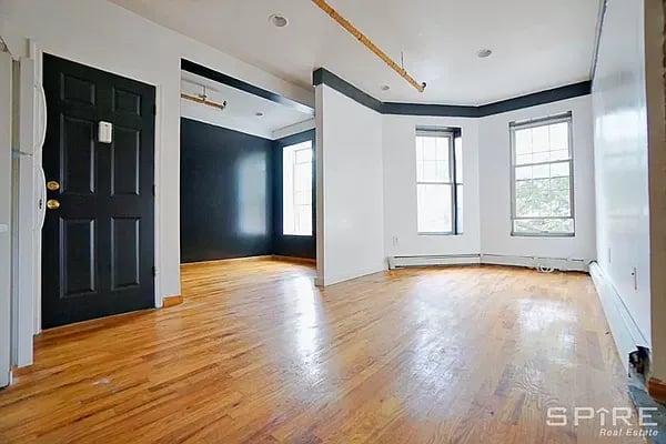 832 Quincy Street Unit: 4B