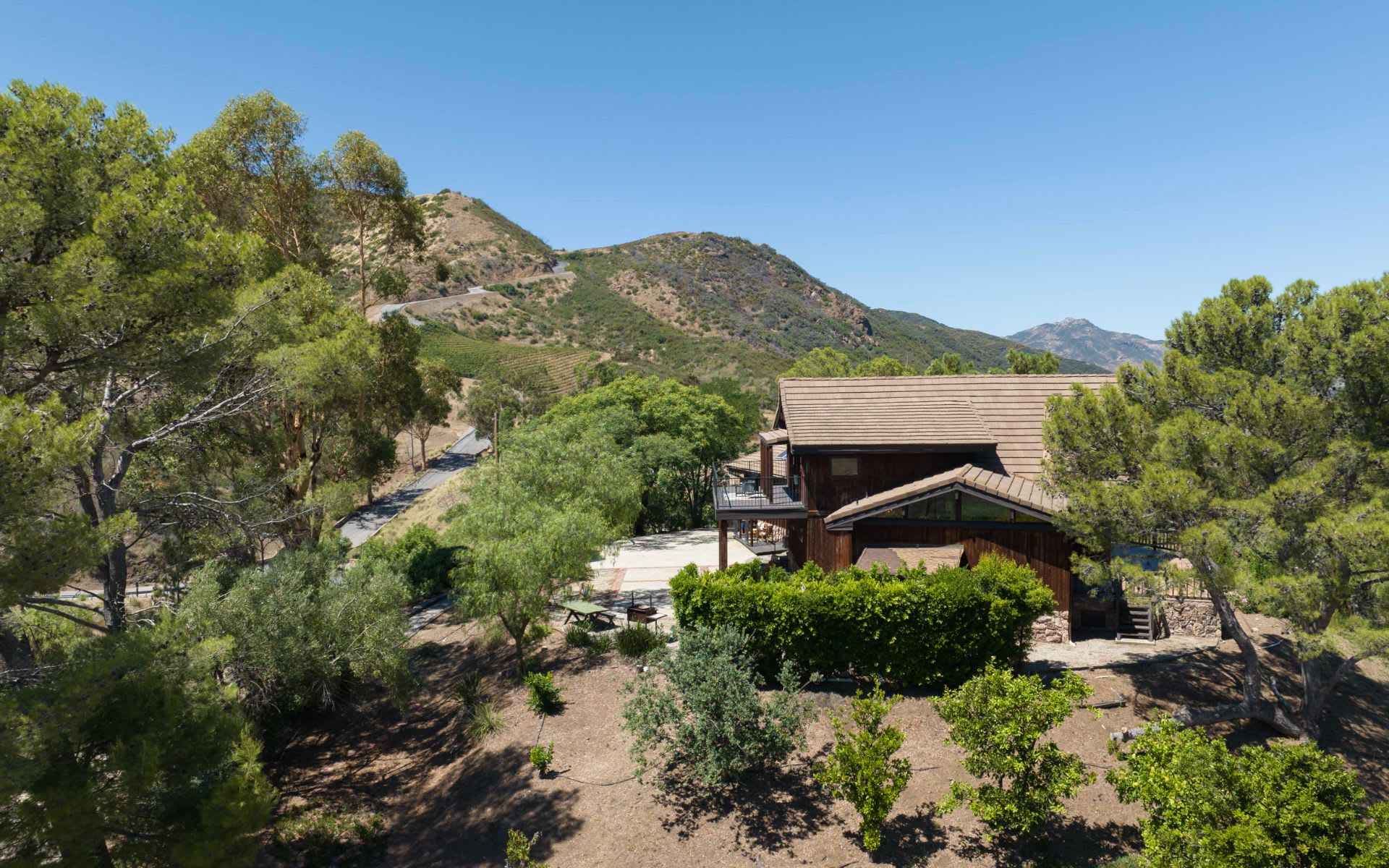 33007 Mulholland Hwy