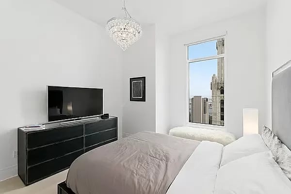30 Park Pl, #57B