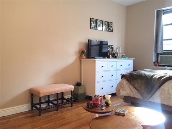 312 West 23rd Street, Apt 3-R