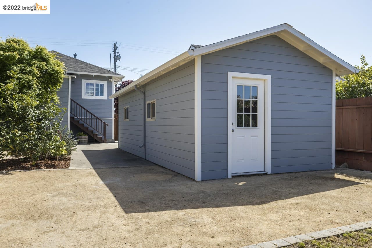 350 Sybil Ave