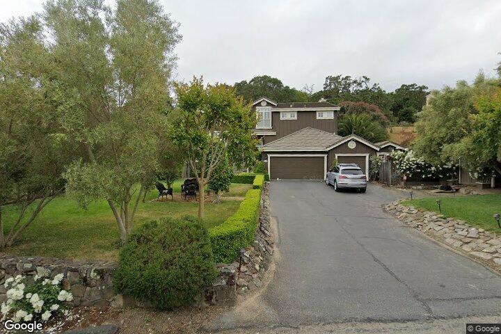 25 Dry Creek Ln