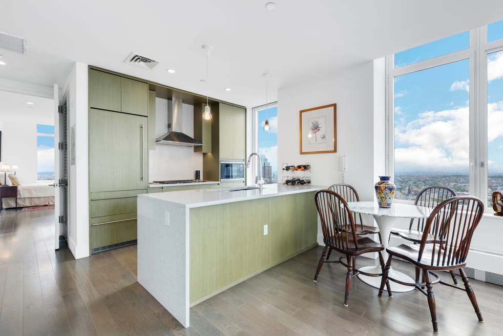 388 Bridge Street, Unit PH46C