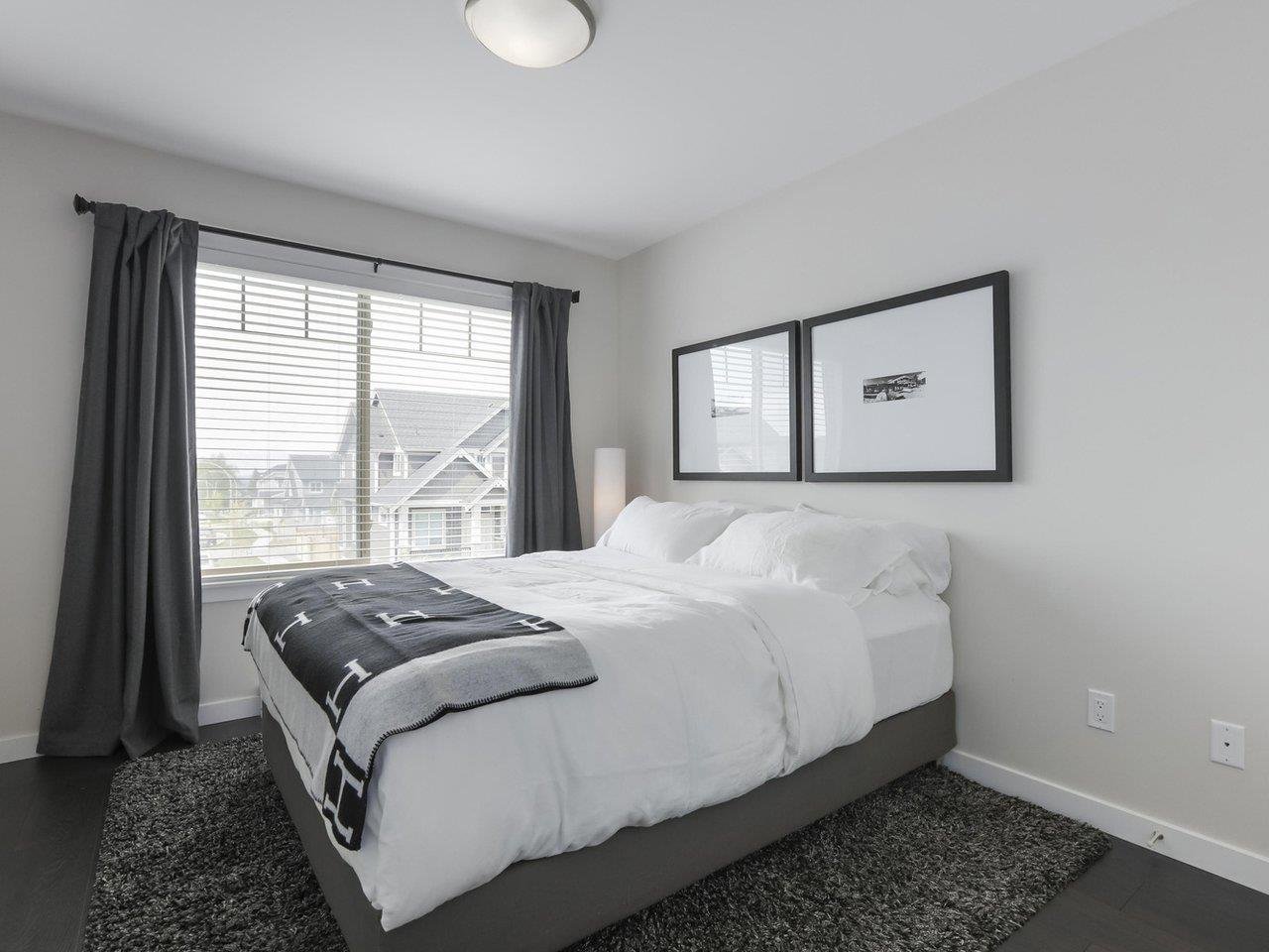 16452 25 Ave