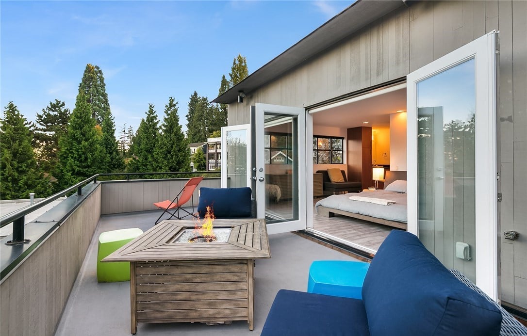 1546 Madrona Dr