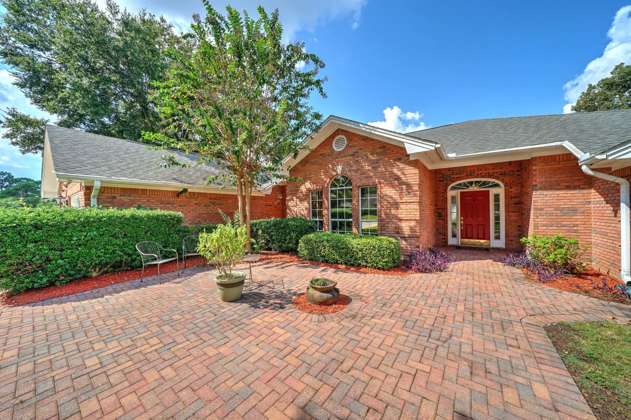 600 KRISTANNA Drive