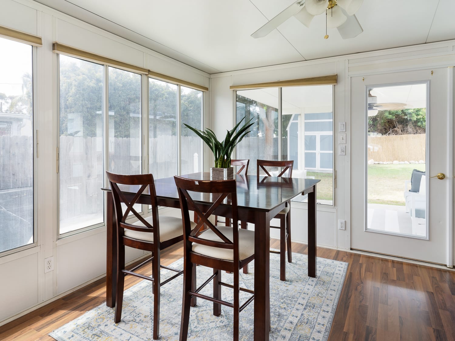 5161 W 137th Place