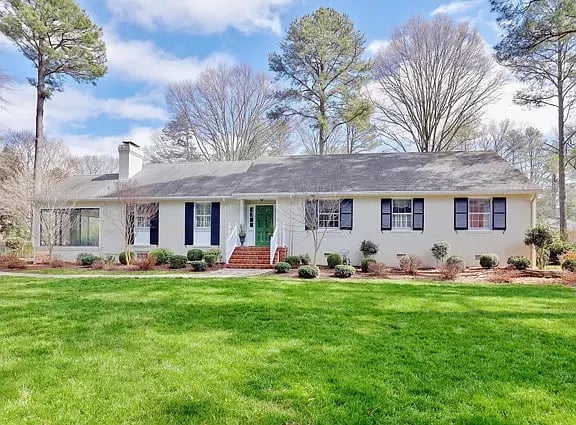 213 Sleepy Hollow Rd