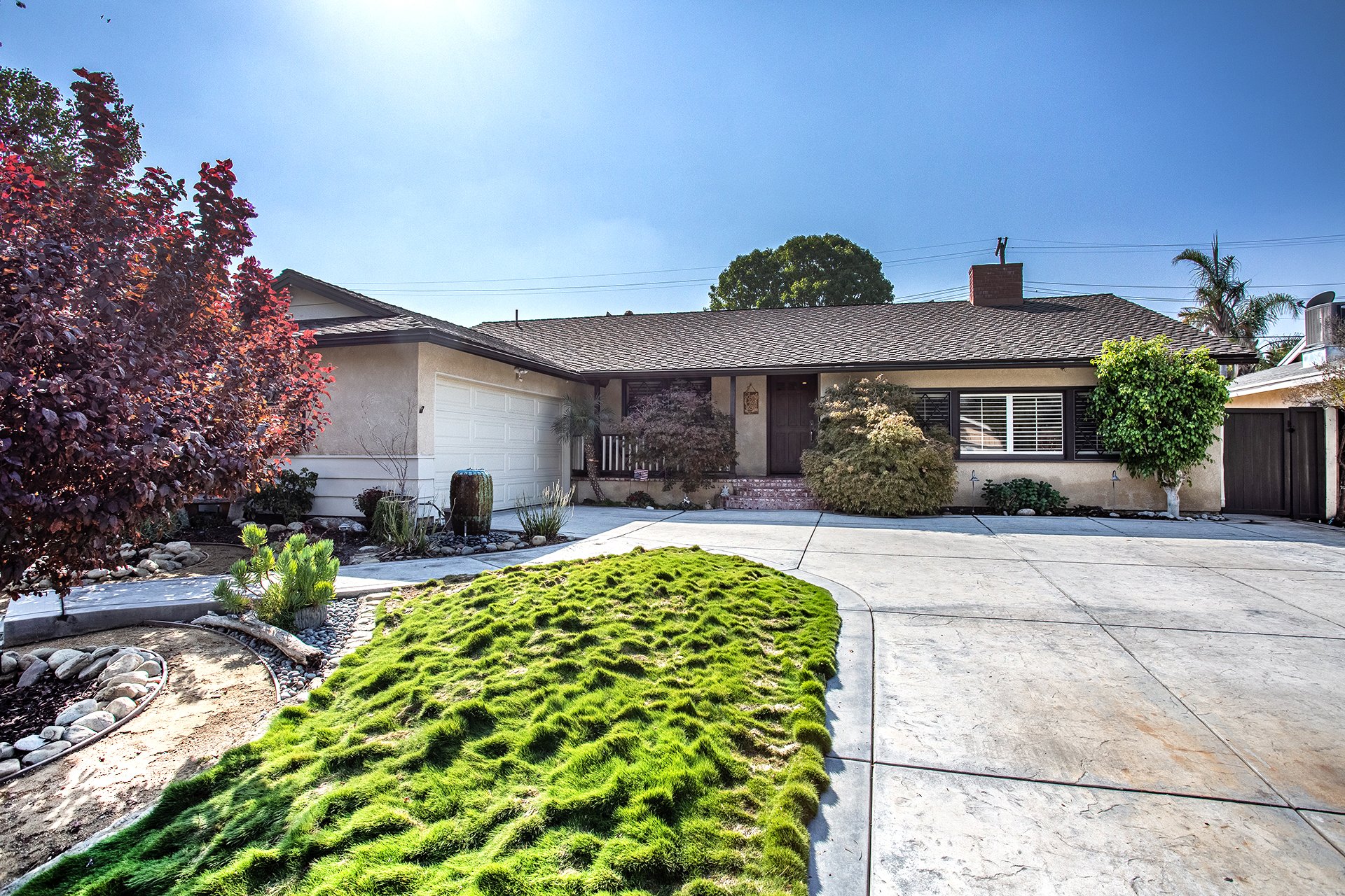 23728 Tiara St, Woodland Hills