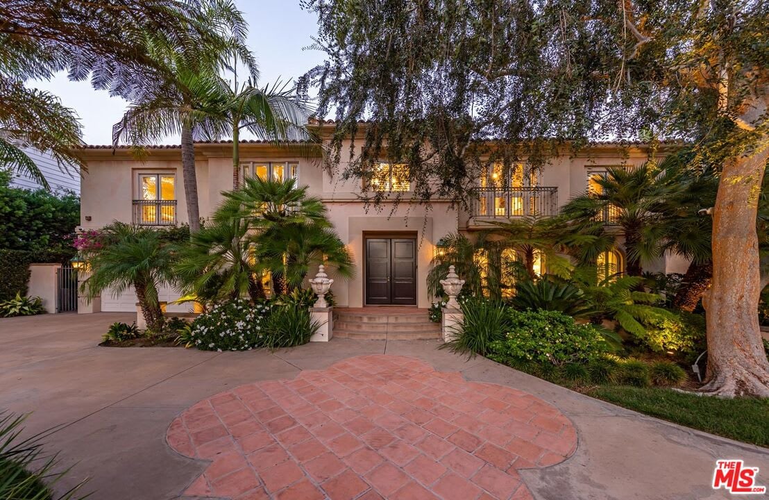 Villa Infinity