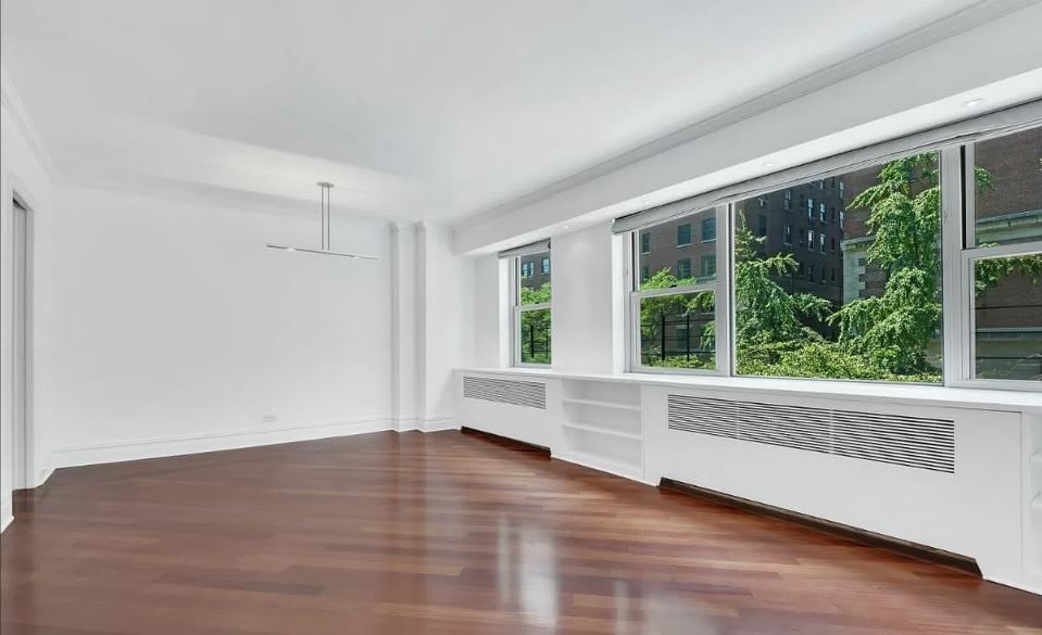 525 East 86th Street Unit: 3H