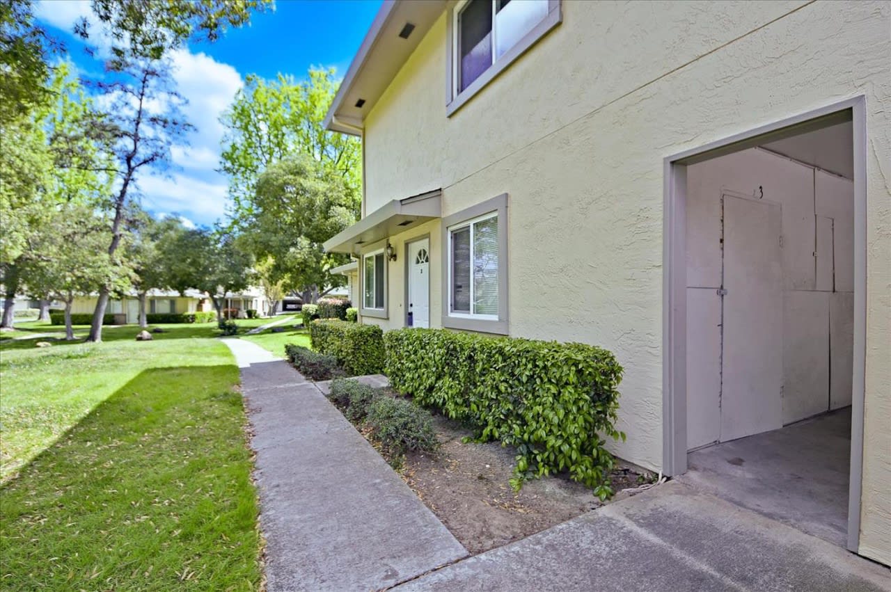4769 Hatfield Walkway #3