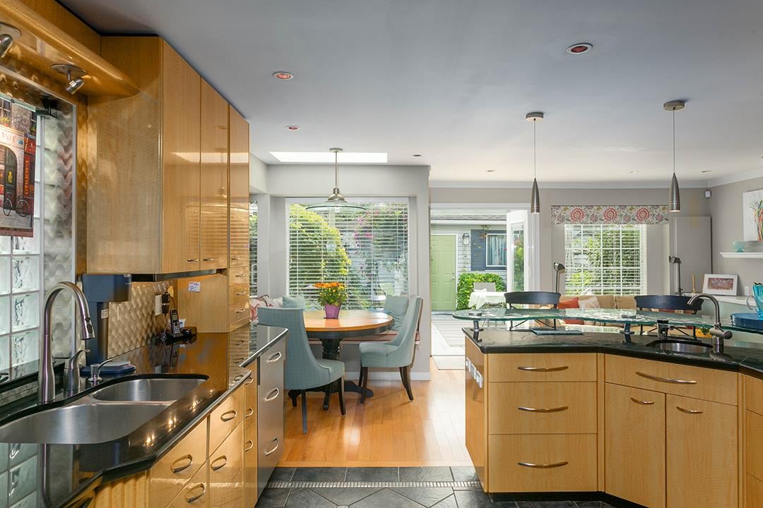 2146 W 14th Ave