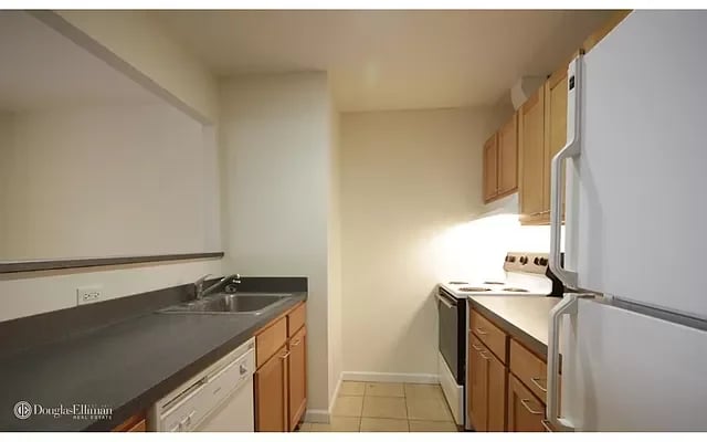 27-37 27th Street Unit: 1H
