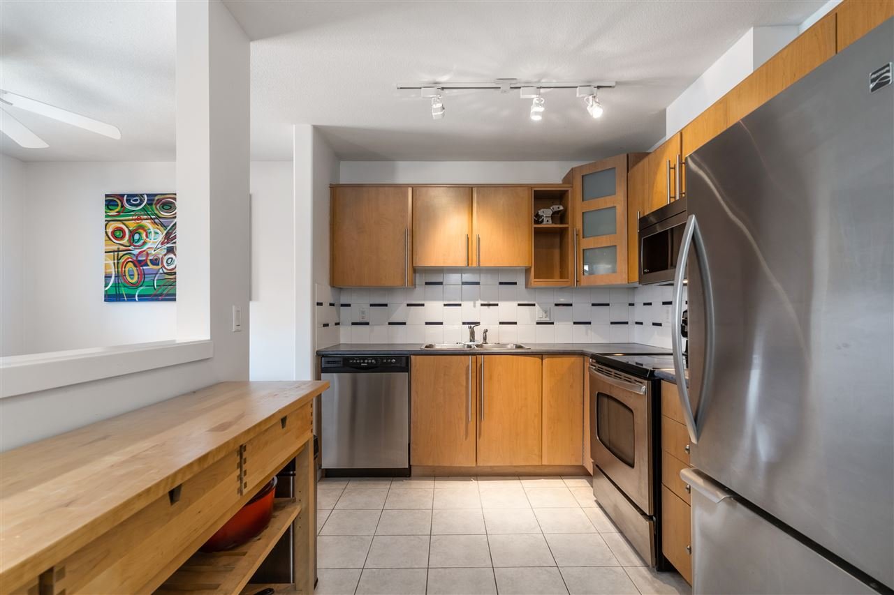 401-3136 St Johns Street, Port Moody