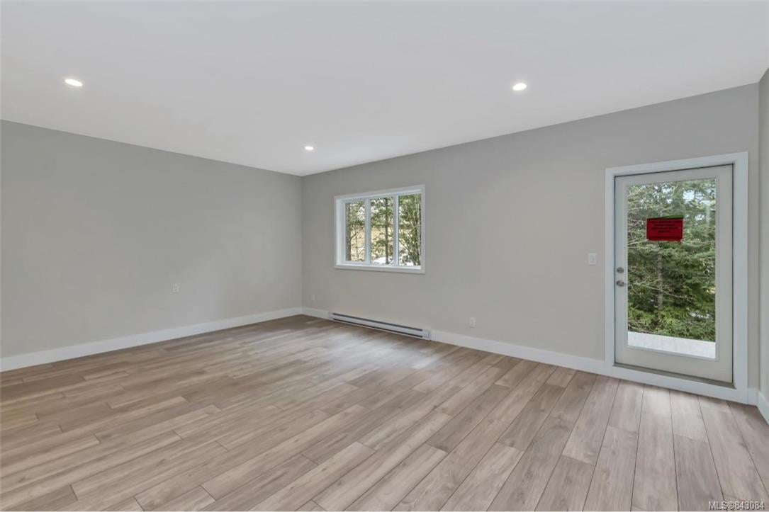 925 Echo Valley Pl, Langford